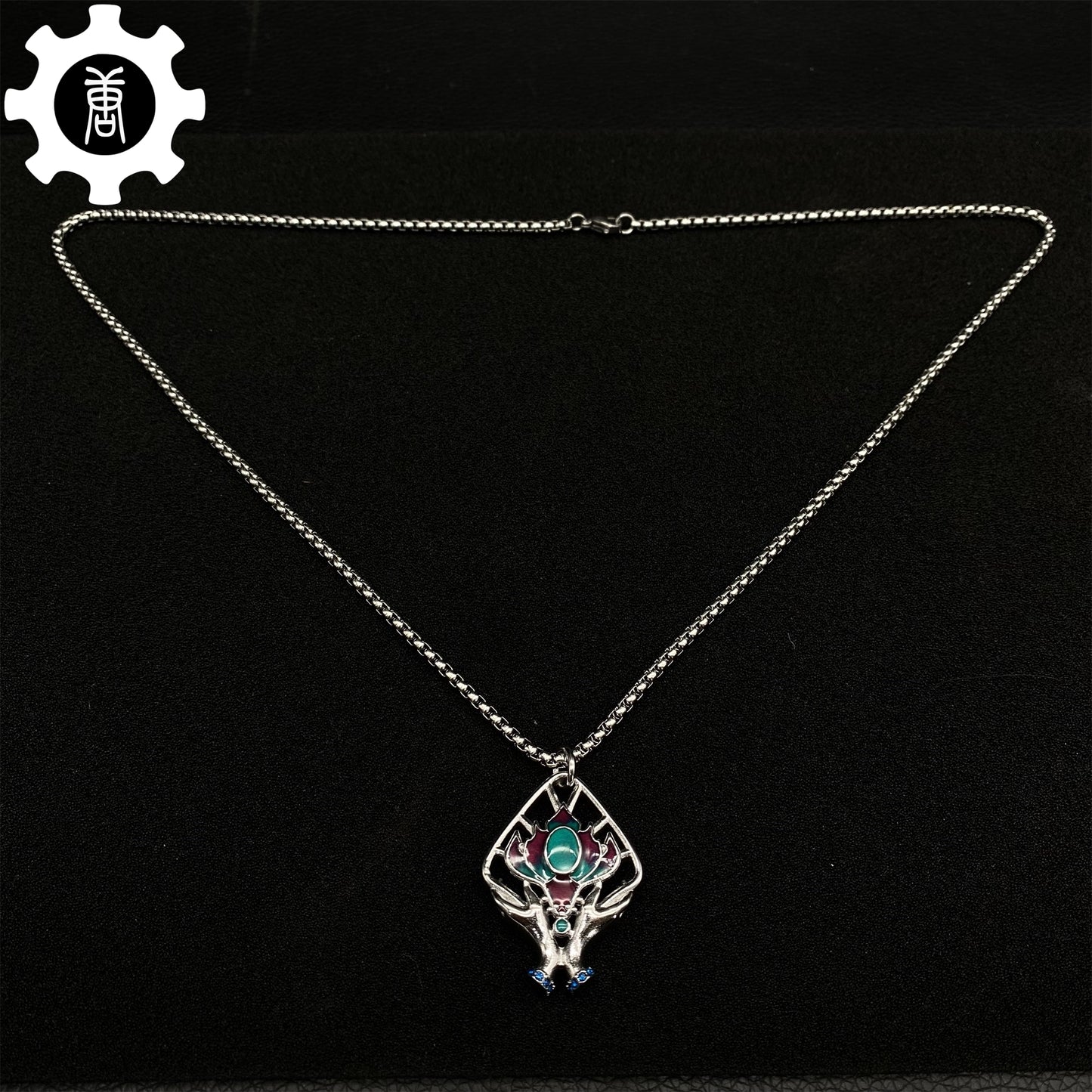 BG3 Amulet of The Devout Necklace Replica