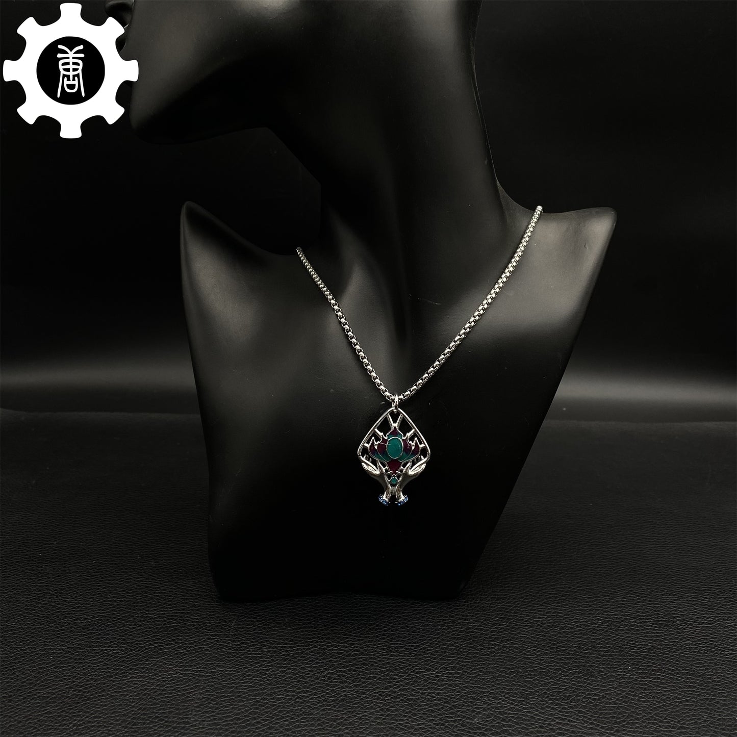 BG3 Amulet of The Devout Necklace Replica