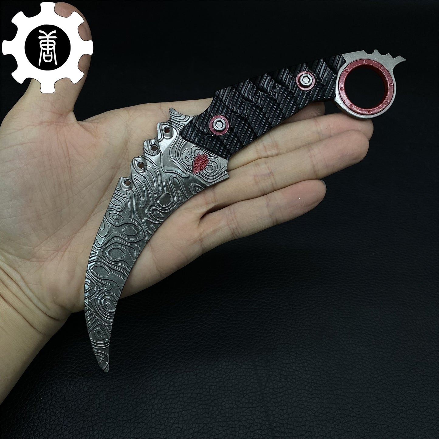 Chinese Game Arena Breakout Karambit Metal Replica