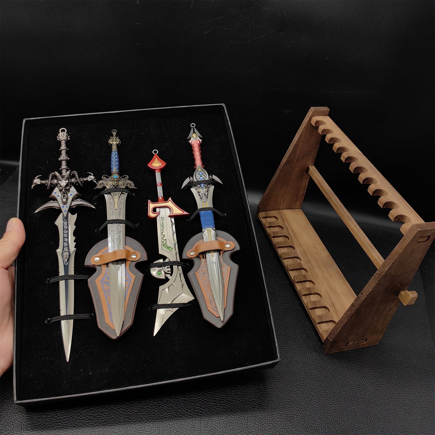 Classical Game Weapons Frostmourne Royal Guard Anduin Lothar Sword  Ashbringer 4 in 1 Pack