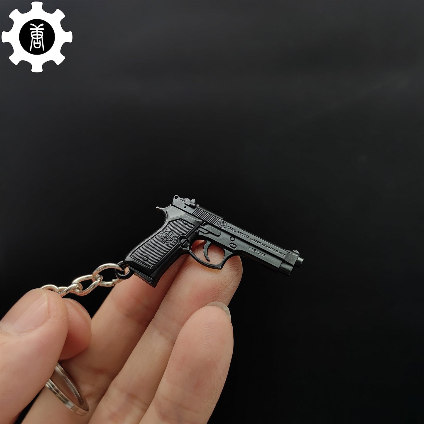 Metal Beretta M92A1 Mini Game Gun Model Keychain