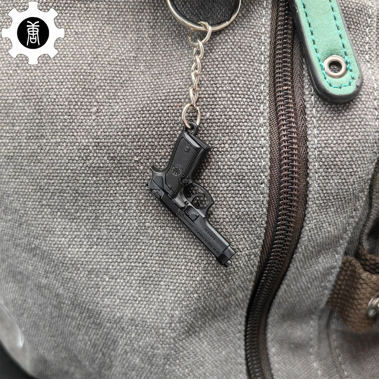 Metal Beretta M92A1 Mini Game Gun Model Keychain