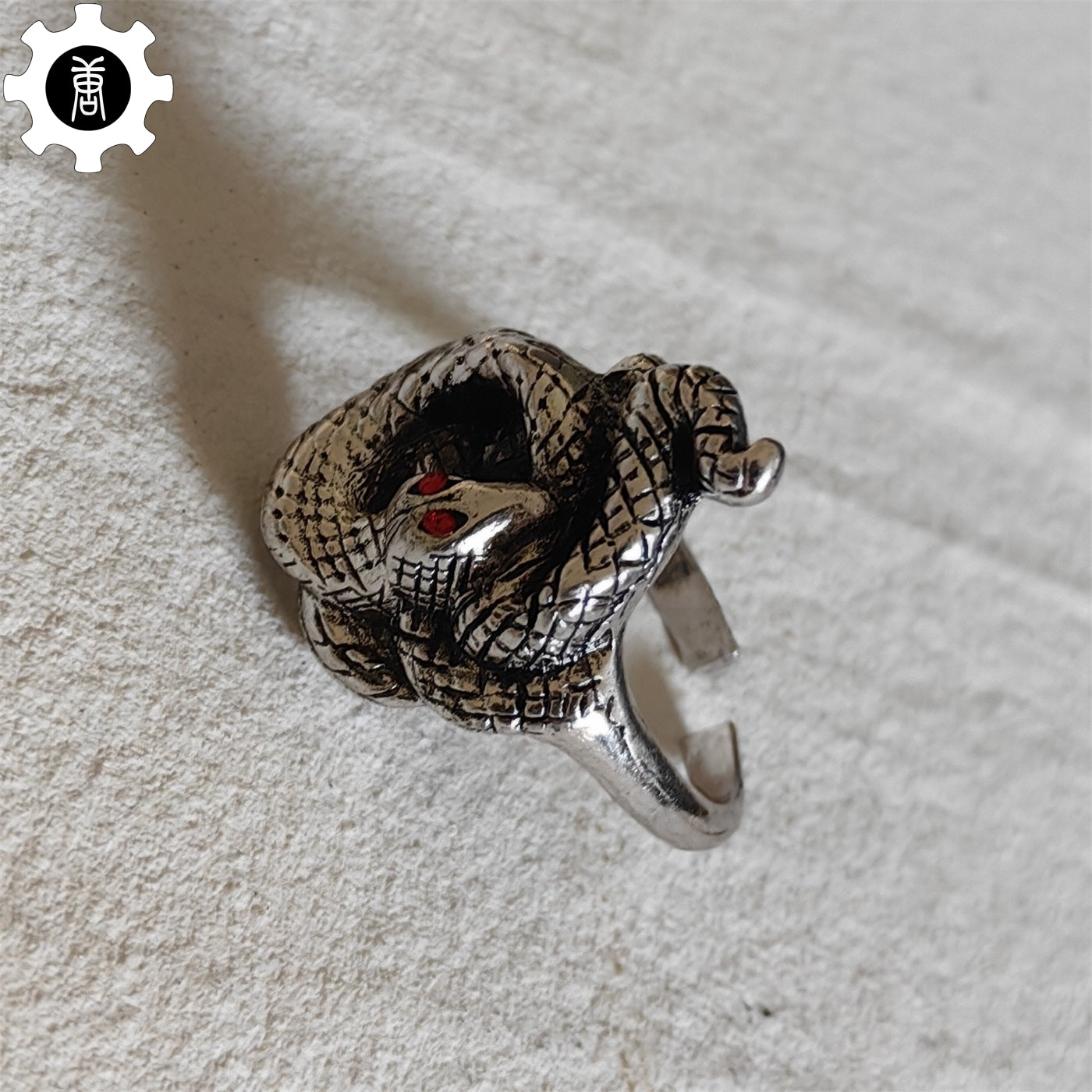 Covetous Gold Serpent Ring Alloy Open Ring Cool Gift