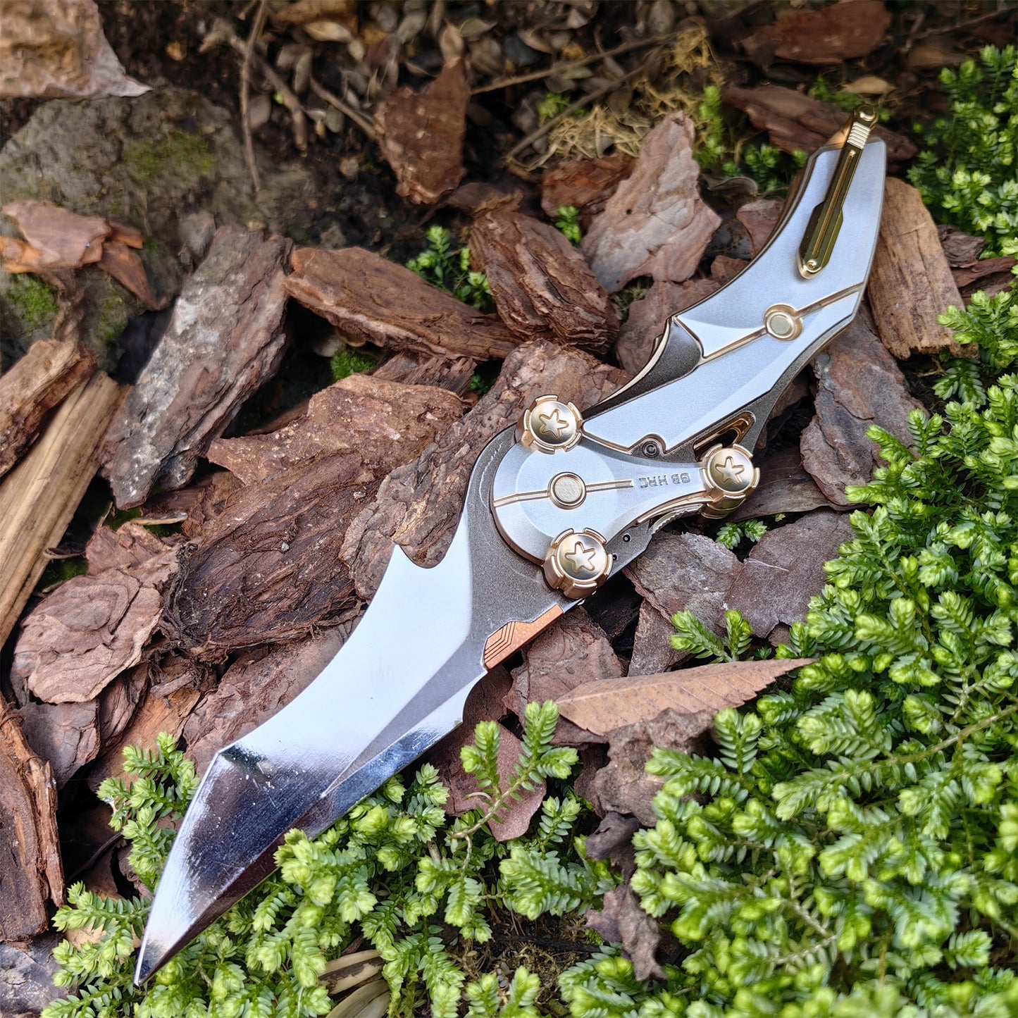 Delta Blade Of Mercy Folding Knife Blunt Blade Prop Fan Art