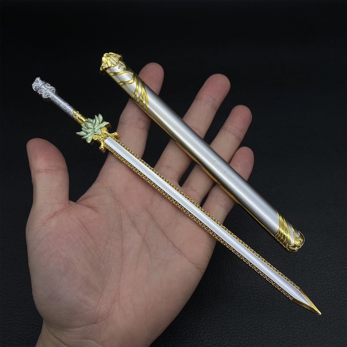 Dust-free Sword Metal Replica