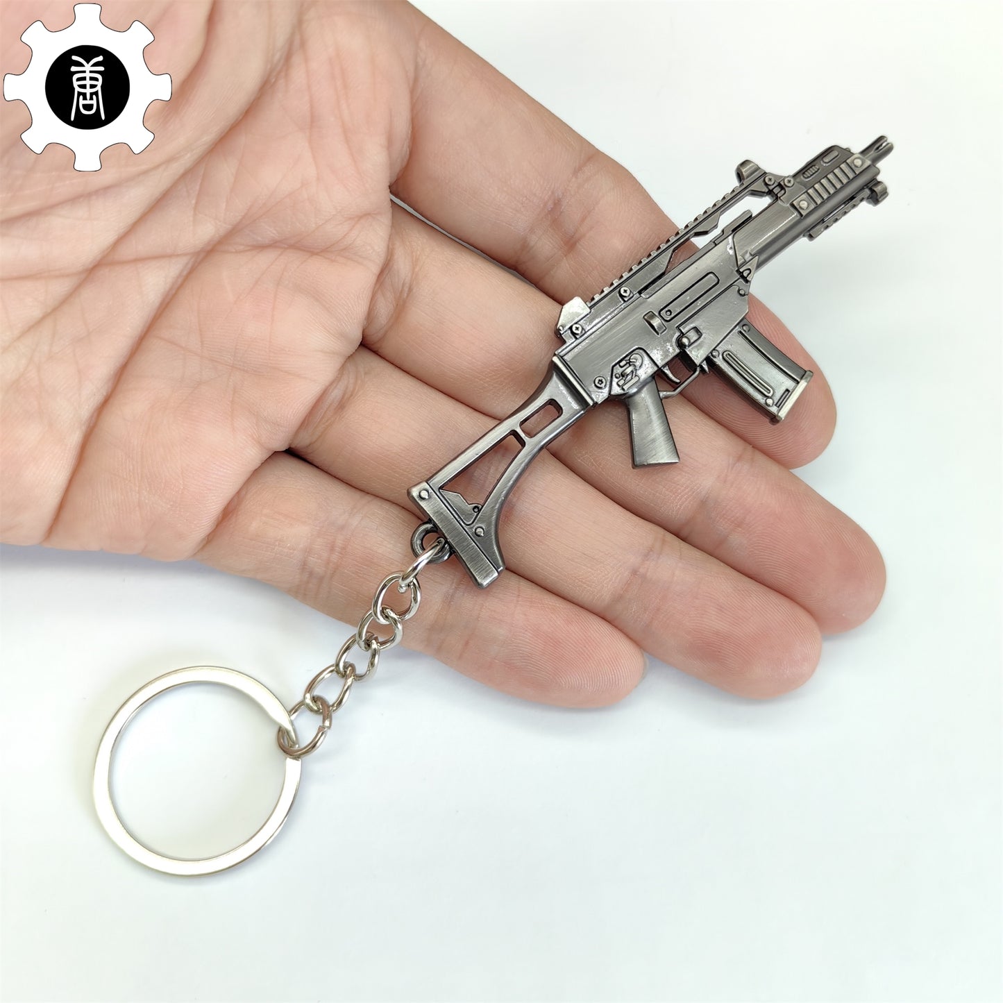 Tiny Gewehr 36C Assault Rifle Model Metal Keychain