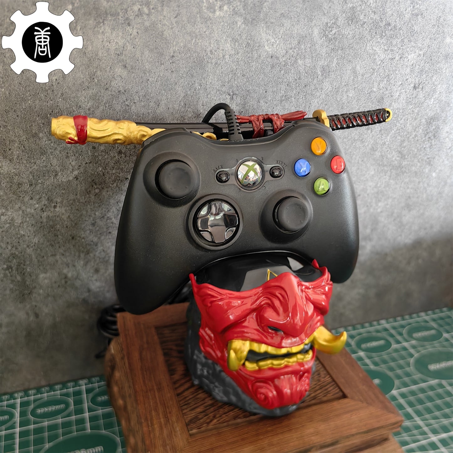 Ghost Oni Samurai Helmet Gaming Controller Stand