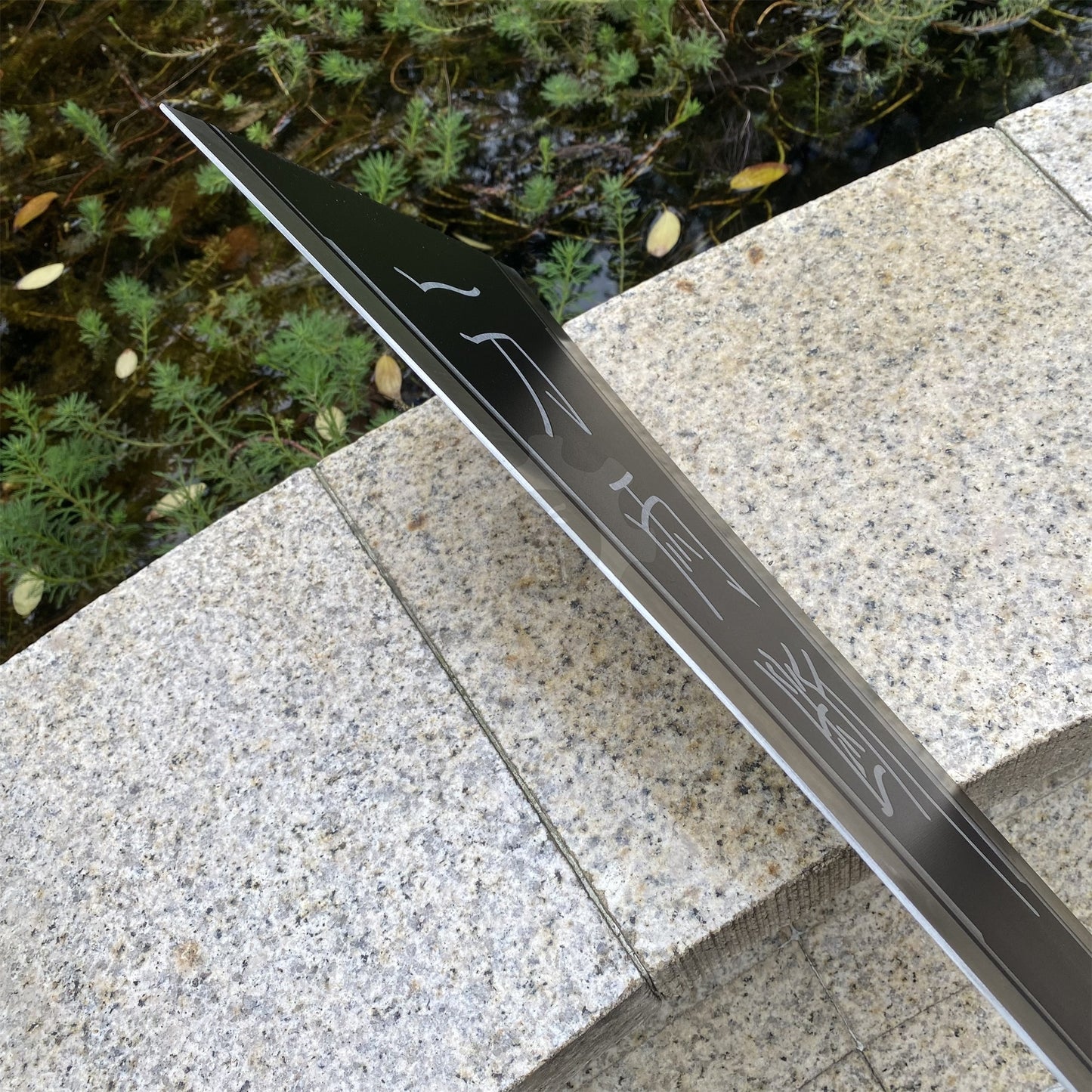 Life-size Metal Hardedge Sword Replica 