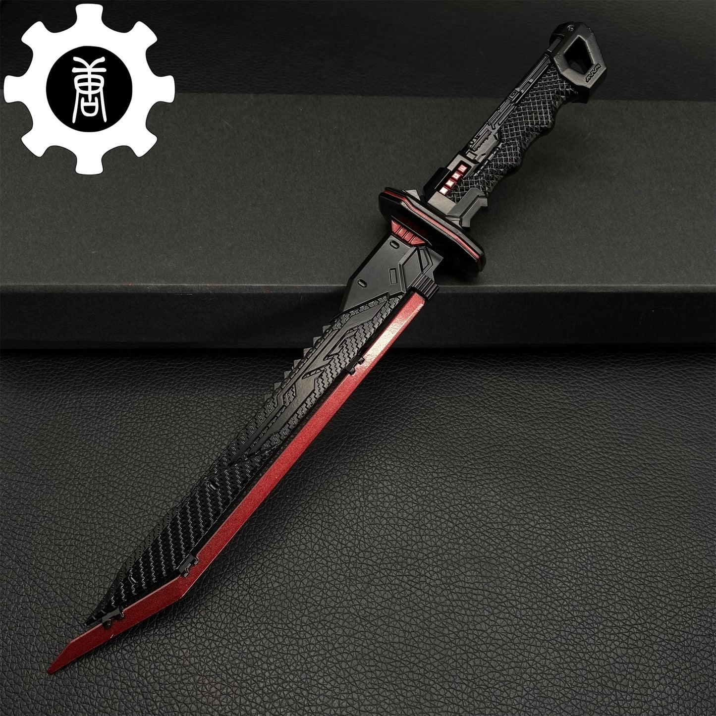 Metal Hunter Blade Dull Replica