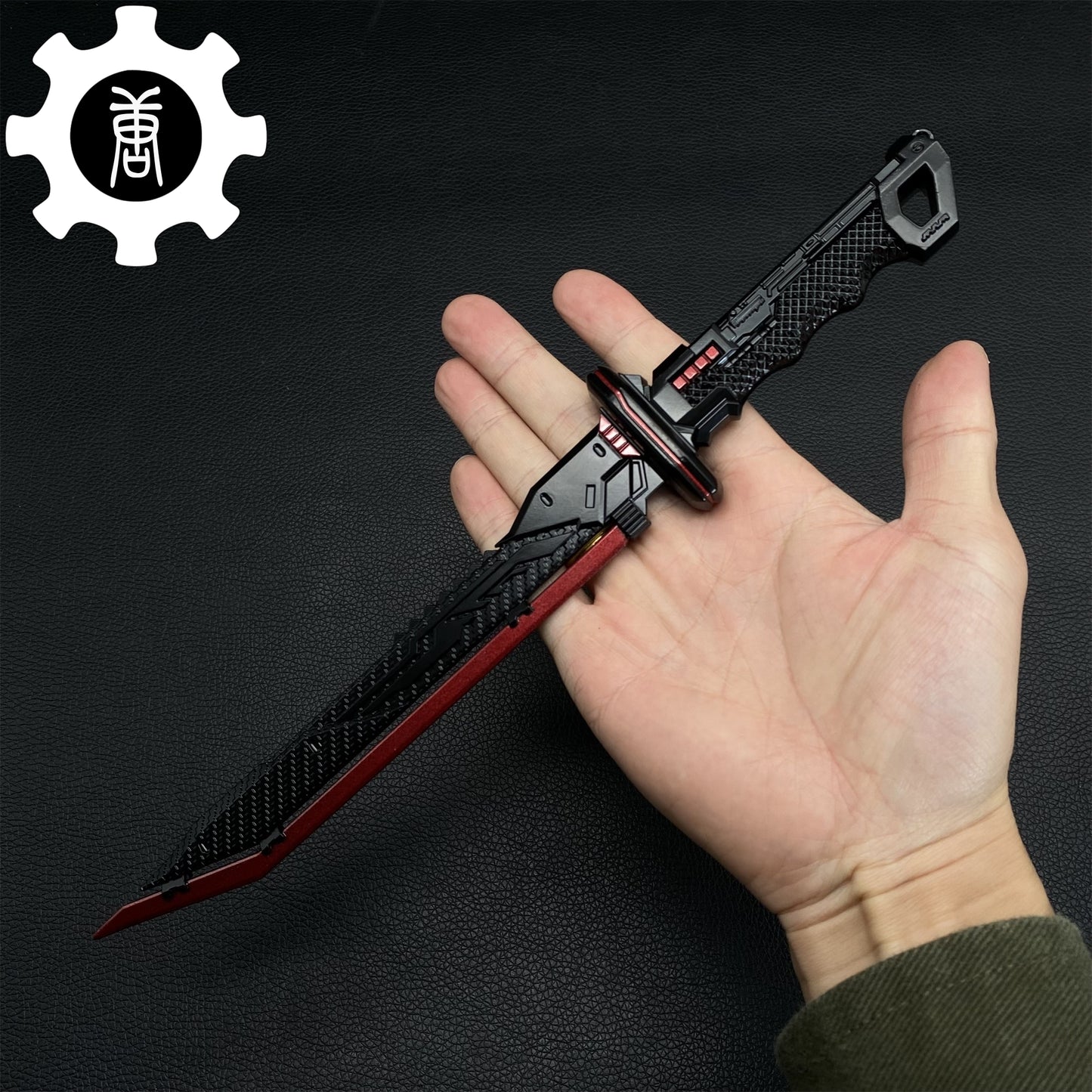 Metal Hunter Blade Dull Replica