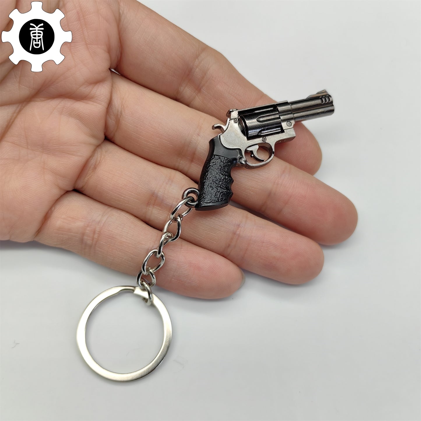 Mini Smith & Wesson Model 500 Revolver Metal Keychain