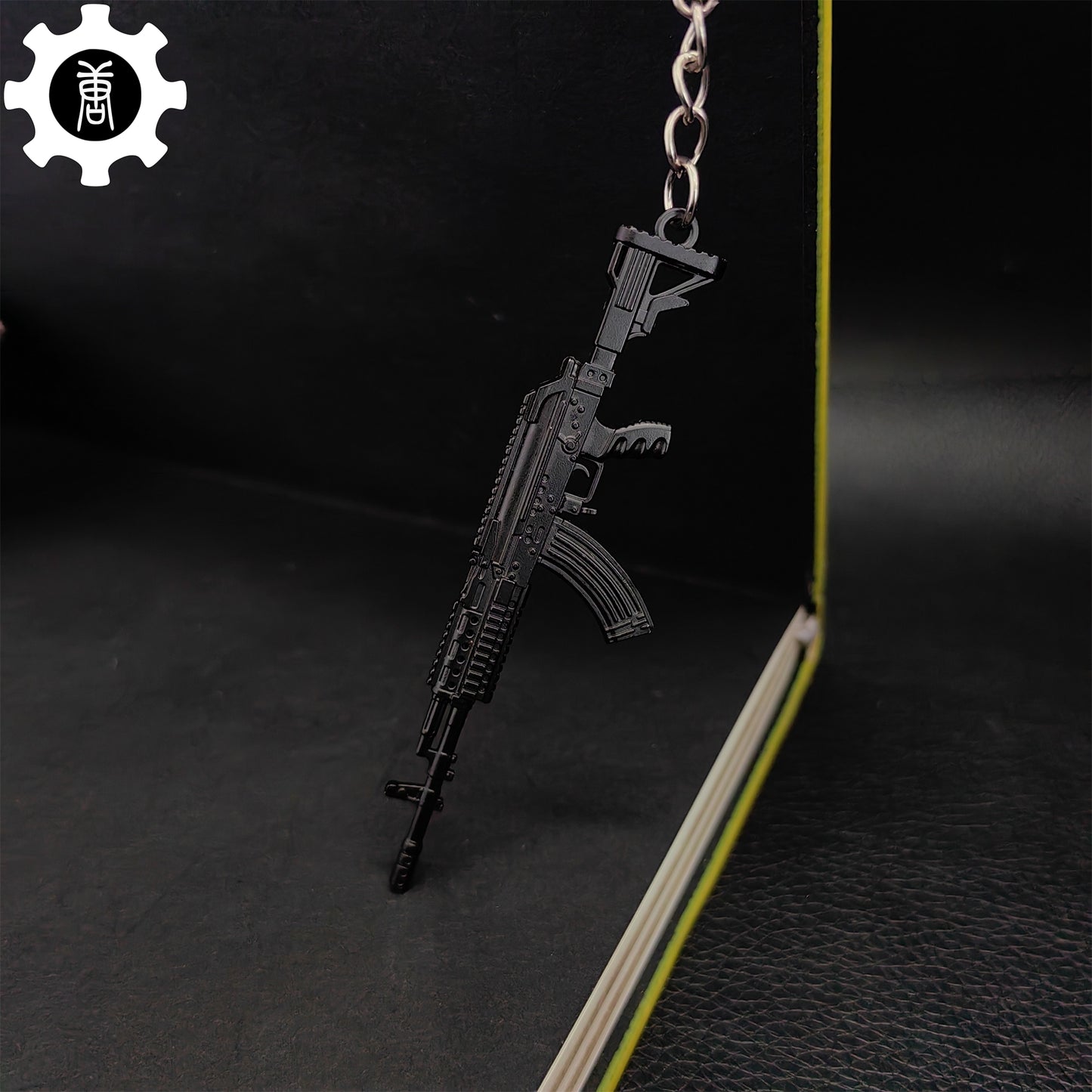 Metal M762 Mini Gun Model Keychain Pendant