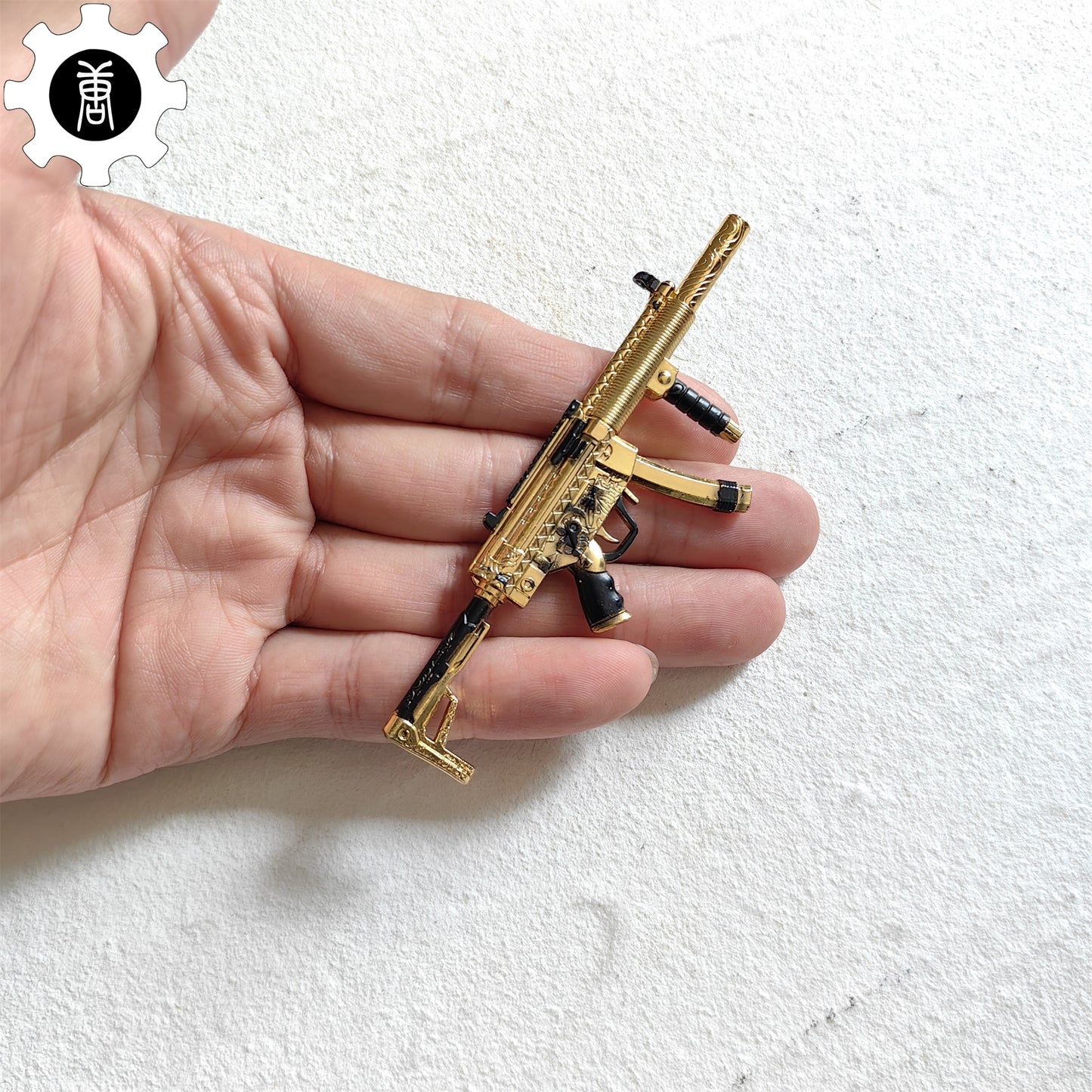 Tiny Metal Golden MP5 Submachine Gun Model Keychain