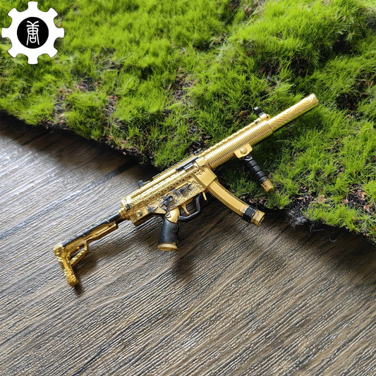 Tiny Metal Golden MP5 Submachine Gun Model Keychain