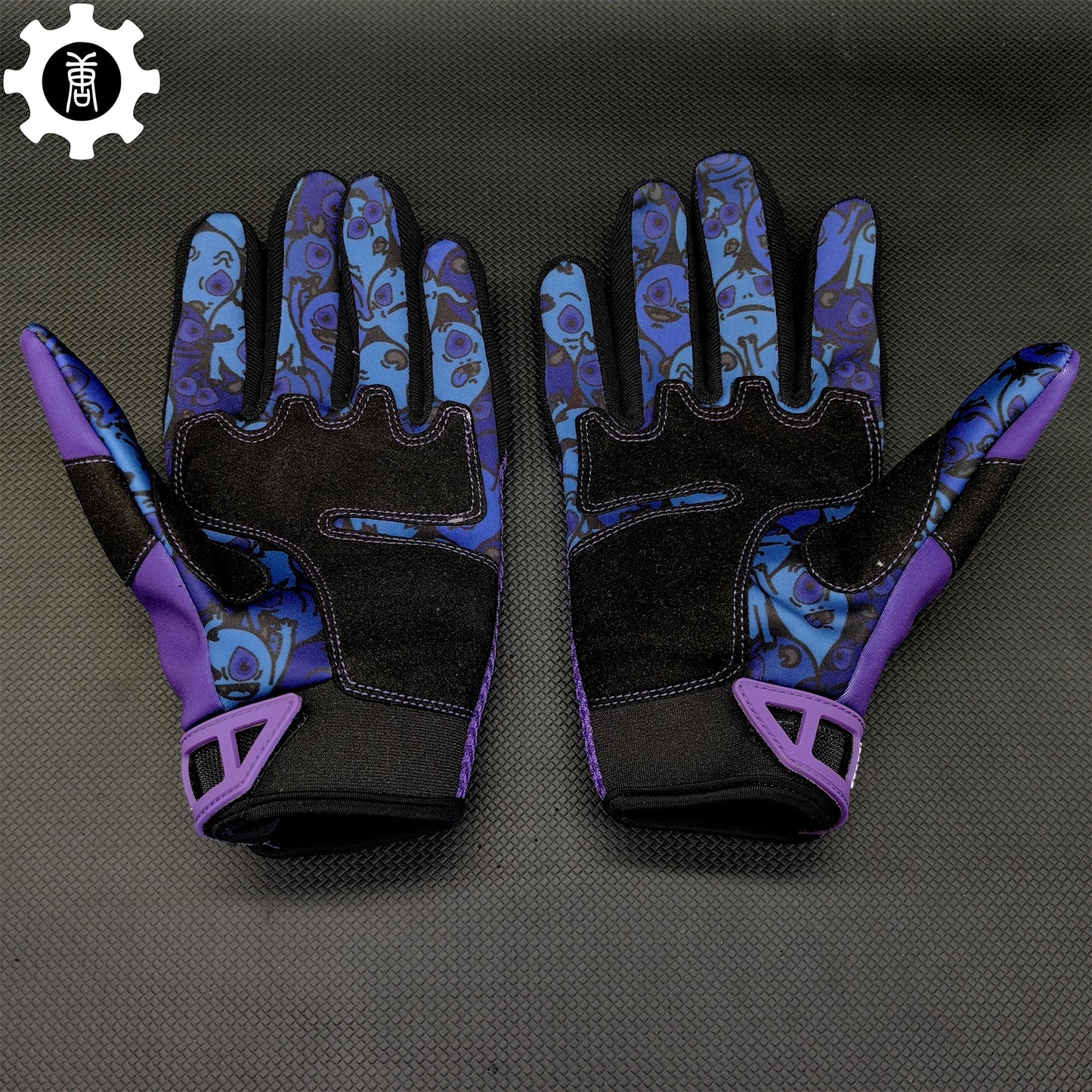 Pandora's Box Skin Sport Gloves A Pair Cosplay Prop