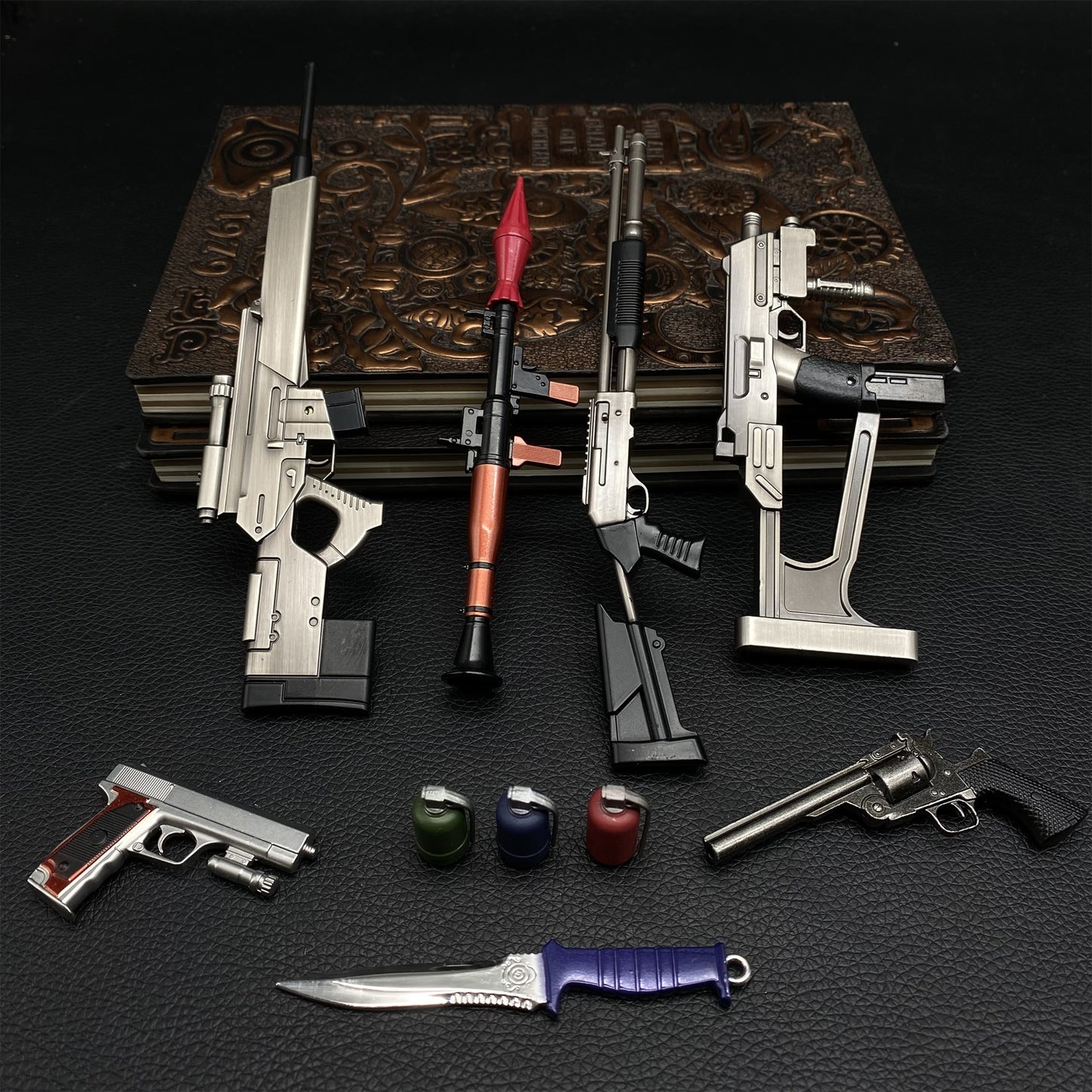 Re4 Weapon Case Leon S Kennedy Metal Mini Weapon Suitcase 8 Options