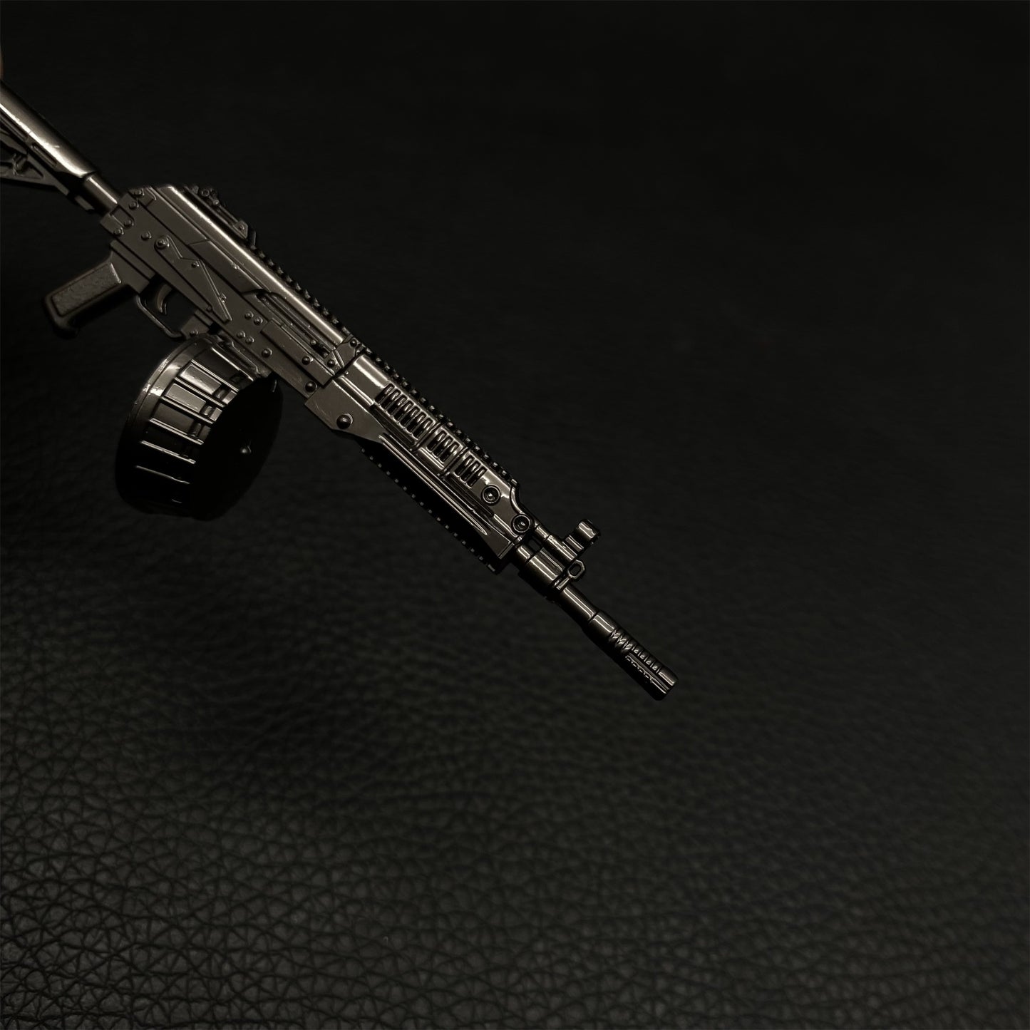 Tiny RPK16 Gun Keychain Metal Pendant