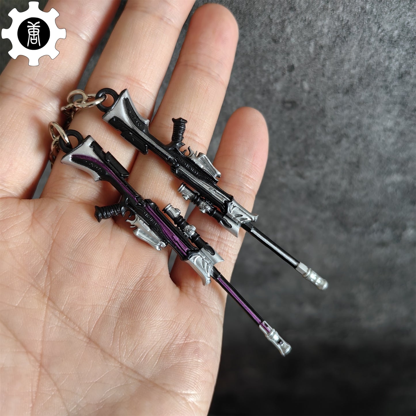 Metal Reaver Operator Gun Tiny KeyChain Pendant