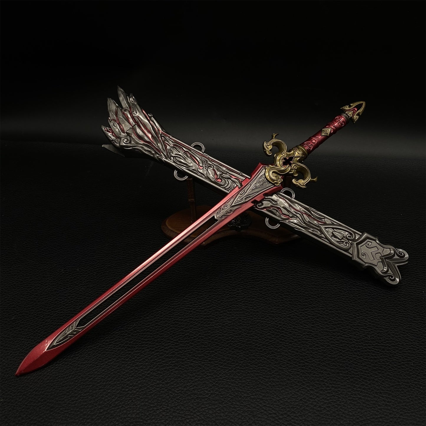 Naraka Game 30CM Red Sky Sword Metal Prop