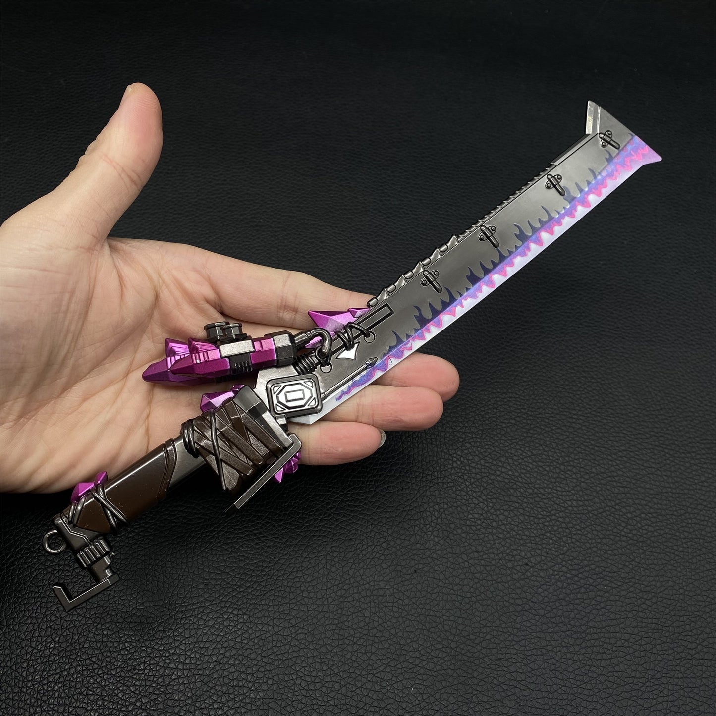 Hot Game Subway Escape Flame Knife Metal Replica