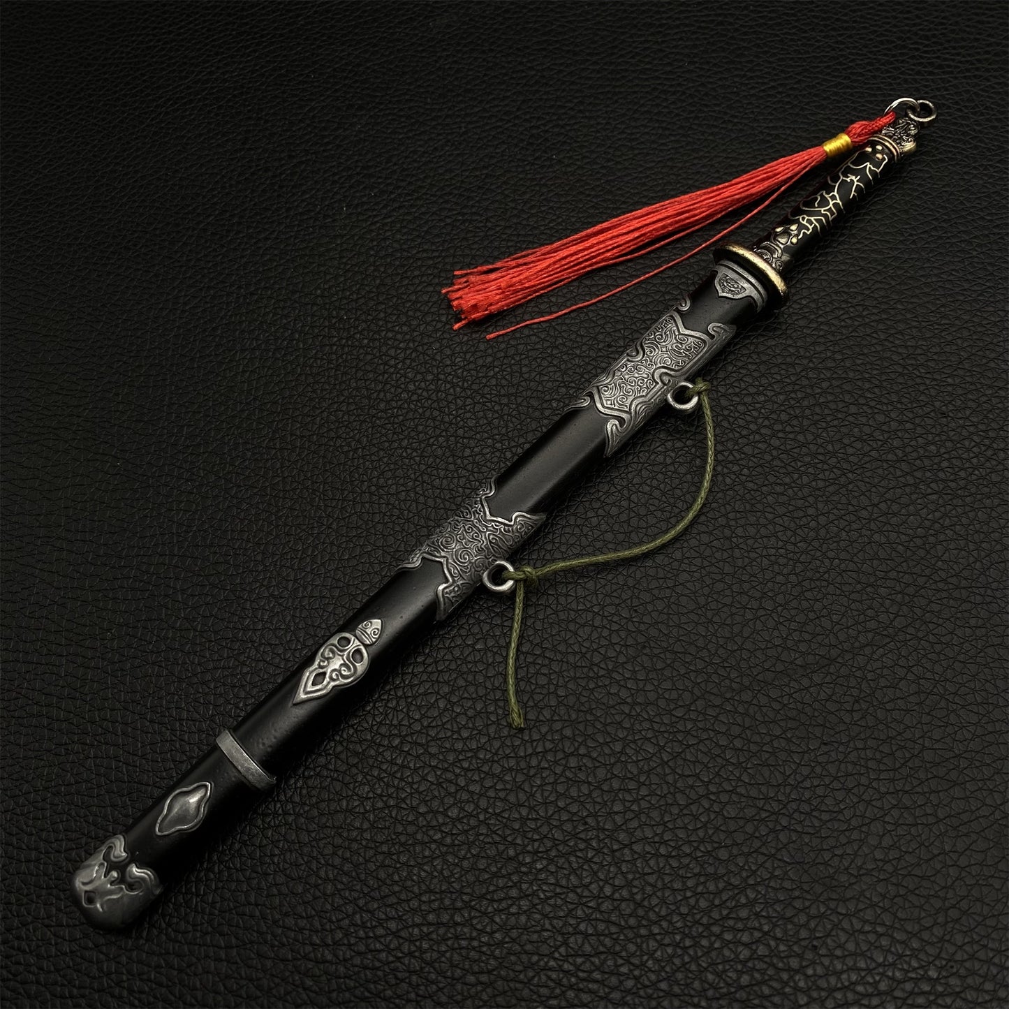 Alloy Black Myth: Wukong Tiger Vanguard Red Copper Sword Replica