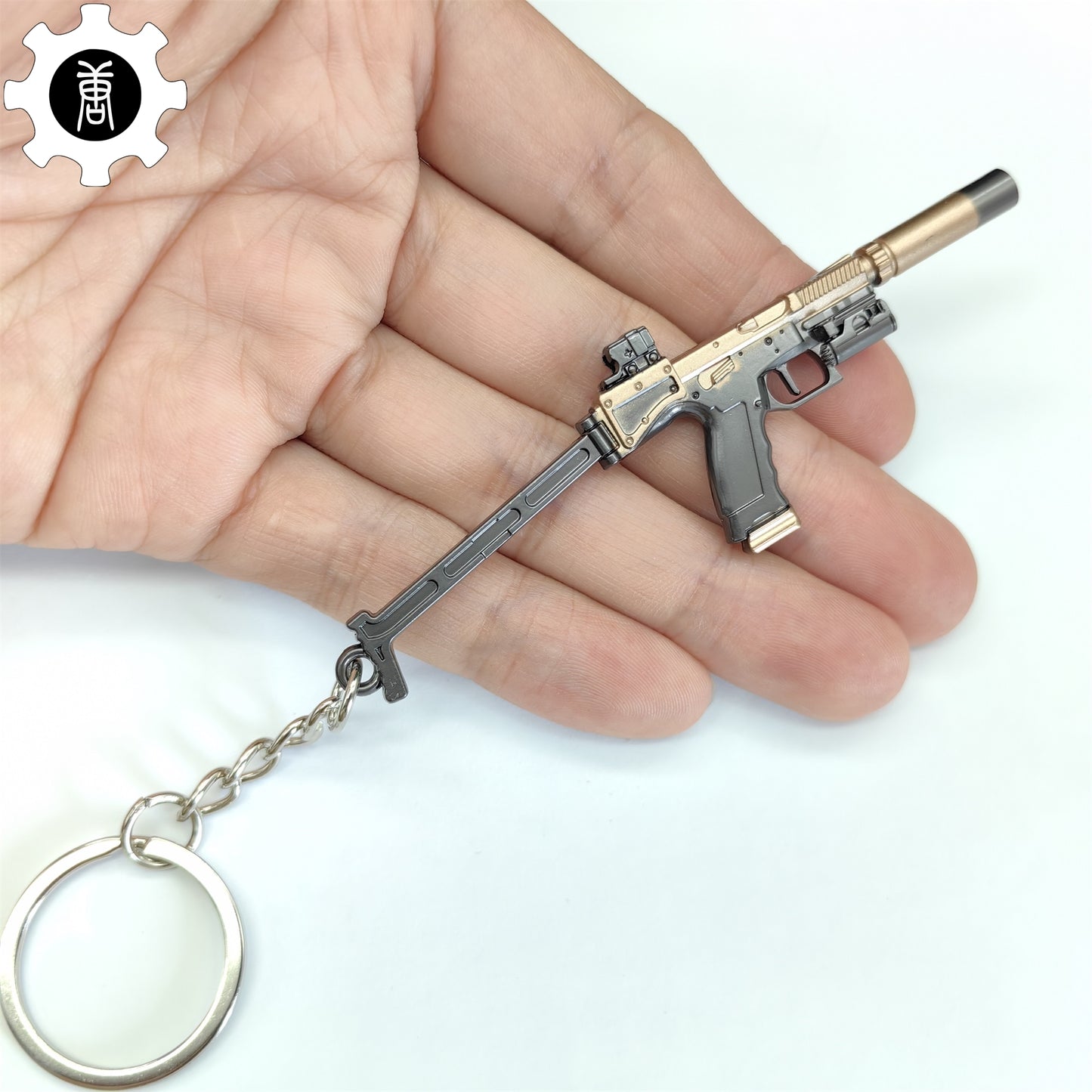 Tiny Re8 USM-AI Gun Model Metal Keychain