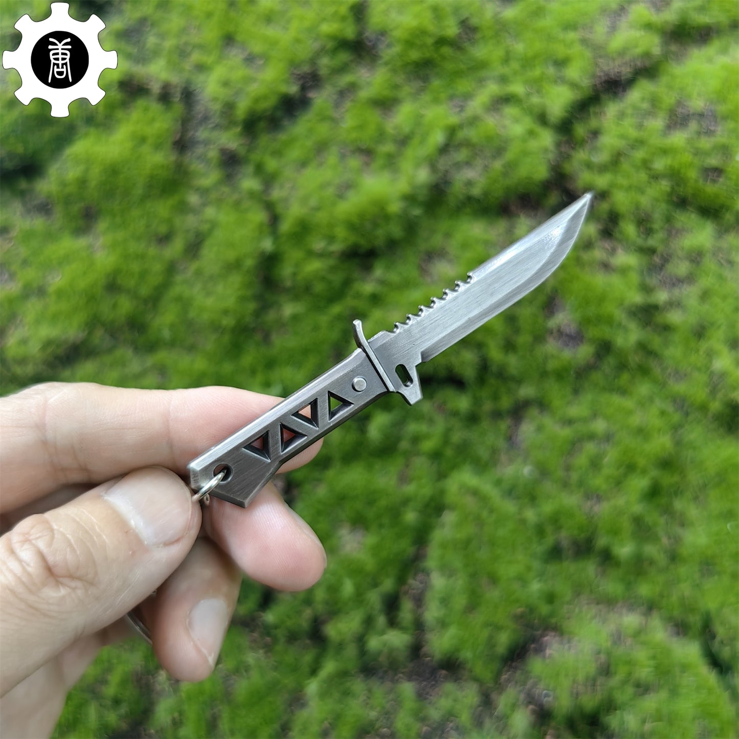 Mini Xenohunter Knife Metal Keychain