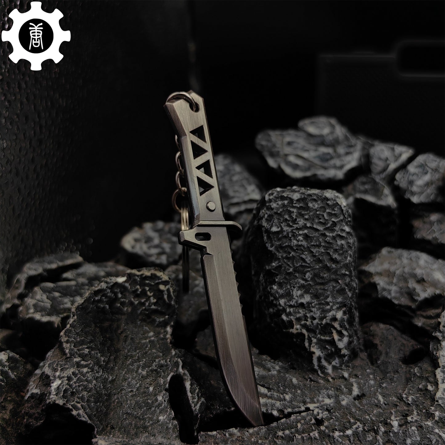 Mini Xenohunter Knife Metal Keychain