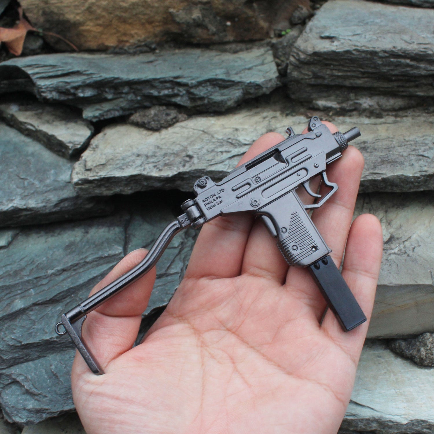 Uzi Submachine Miniature Gun 8CM/3.1